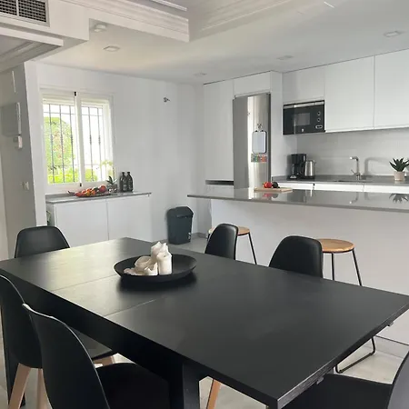 Beautiful Spacious 3 Bedroom * Марбелья