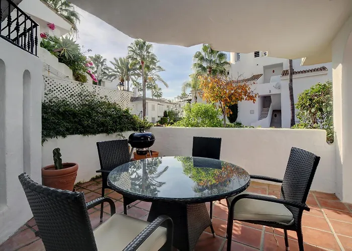 Beautiful Spacious 3 Bedroom * Marbella